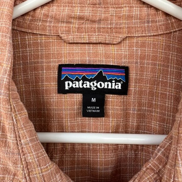 Patagonia Button Down Men's Medium - Picture 2 of 3
